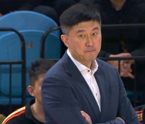 官方赛程页面-破案了！广东队为何会输球？杜锋错信了2个人